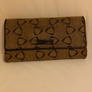 Liz Clairborne Canvas Wallet